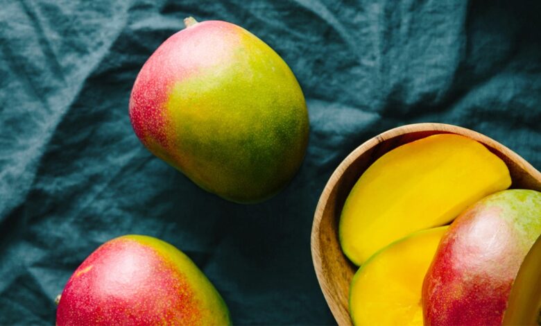 Dried Mango vs Fresh Mango: Nutritional Comparison